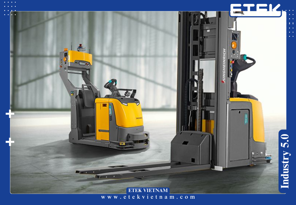 XE NÂNG AGV