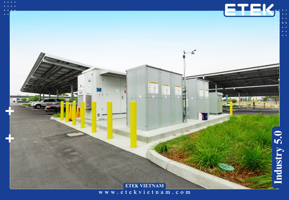 HỆ THỐNG LƯU NĂNG LƯỢNG BẰNG PIN CHO TÒA NHÀ VĂN PHÒNG